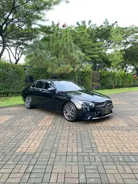 Mercedes Benz E300 AMG 2022
