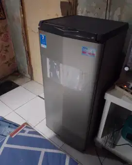 KULKAS Aqua 1 pintu normal nominus