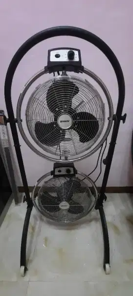 Kipas angin lantai Double Fan 16 inci krisbow seperti baru