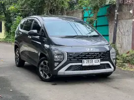 Hyundai Stargazer Prime AT 2022 abu abu NEGO