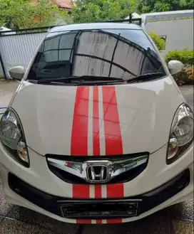 DIJUAL Honda Brio DD1 1.2 E AT (CKD) - iVTEC tahun 2015, Ban Baru