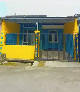 Jual cash 300jta/kpr bank syariah perum griya Cileungsi 5 jalan utama