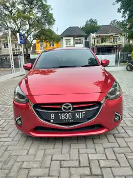 Mazda 2 skyakrive R matic 2015