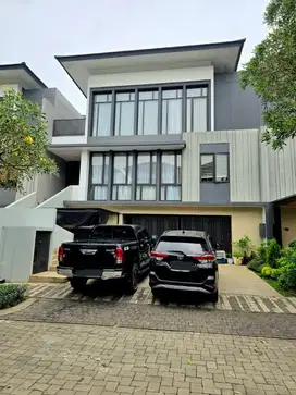 Rumah di Nava Park BSD Cluster Lakewood 3 Lantai Siap Huni