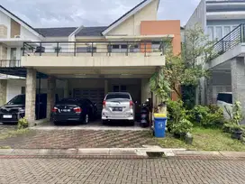 Rumah di Delatinos BSD 2 Lantai Hadap Selatan