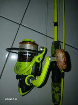 Jual alat pancing komplit dengan reel nya. Net 200 ribu