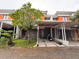 For sale rumah modern minimalis siap huni dalam townhouse