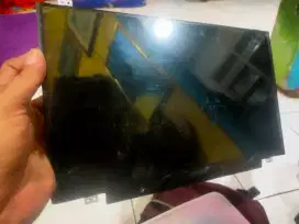 LCD laptop 14 inci copotan