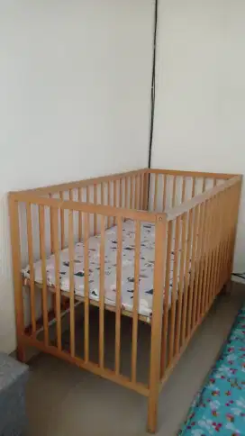 Jual Box Bayi IKEA dan Car Seat Baby Elle Bayi mulus tanpa Cacat