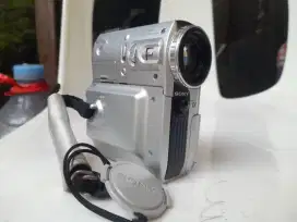 Handycam Sony DCR-PC105E
