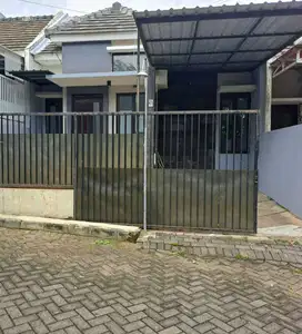 RUMAH SIAP HUNI JOYOGRAND DEKAT KAMPUS UB