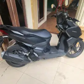 Vario 160 cbs hitam doff 2023 gbm bisa tunai atau kredit