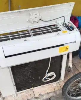 Ac sharp pemakaian pribadi terawat