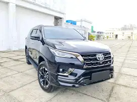 [KM 20 RIBU]TOYOTA FORTUNER VRZ GR 2.4 HITAM AT 2021 GRESS LIKE NEW