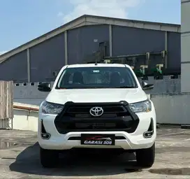 Toyota Hilux DC 2.4 E 4x4 mt
