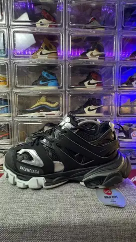 BALENCIAGA TRACK BLACK SILVER SNEAKERS