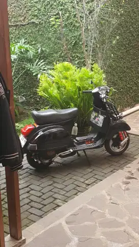 VESPA EXCLUSIVE 2