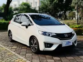 HONDA JAZZ RS AT 2017