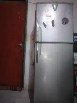 Dijual Kulkas Panasonic 2 Pintu