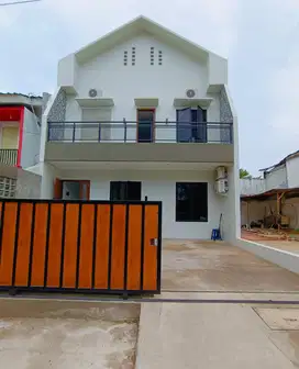 Rumah baru siap huni di Bintaro Pesanggrahan Jaksel