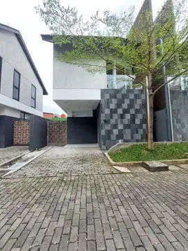 Rumah cluster siap huni di Kp. Tengah Kramat Jati Jaktim