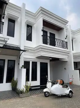 Rumah klasik modern area Bintaro dekat stasiun Jurangmangu