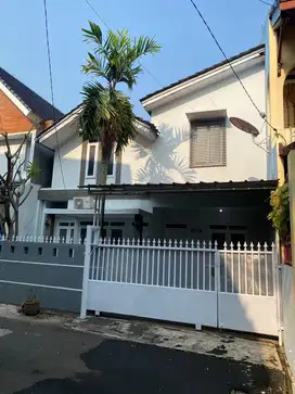 Rumah second siap huni dalam komplek di Kramat Jati Jaktim