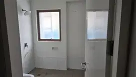 Disewakan Rumah Siap Huni di Cluster Premium Cassia JGC, Jakarta Timur