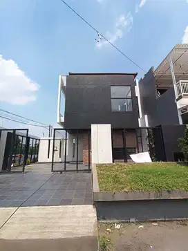 Rumah baru siap huni di Cipadu Larangan Tangerang