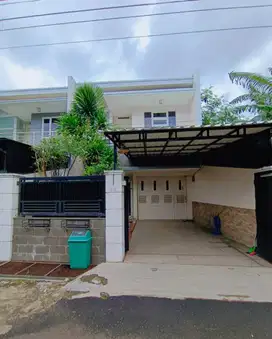 Rumah siap huni modern minimalis di Larangan nempel Joglo