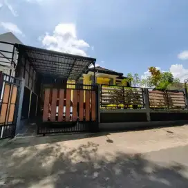 RUMAH ASRI TENANG LUAS 264M