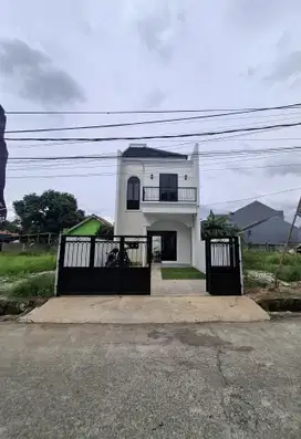 Rumah baru siap huni akses 2 mobil di Kranggan Jatisampurna Bekasi