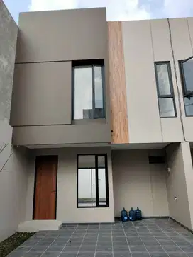 Rumah nyaman siap huni terbaik di Tangerang Selatan