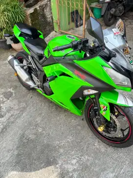 Kawasaki ninja 250 hijau mantap murah bagus special bandung
