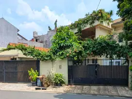 Rumah second non komplek di Bambu Apus Jaktim