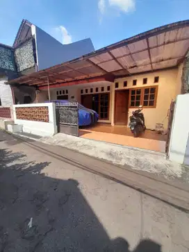 Rumah second siap huni di Pondok Kopi Jaktim