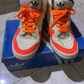 Sepatu import second size 39