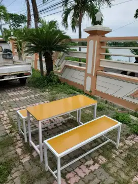 meja set untuk warung kopi dan warung makan