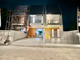 Rumah minimalis modern dalam komplek di Kodau Jatiasih Bekasi