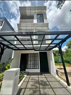 Rumah konsep modern klasik tropical lifestyle di Kembangan Jakbar