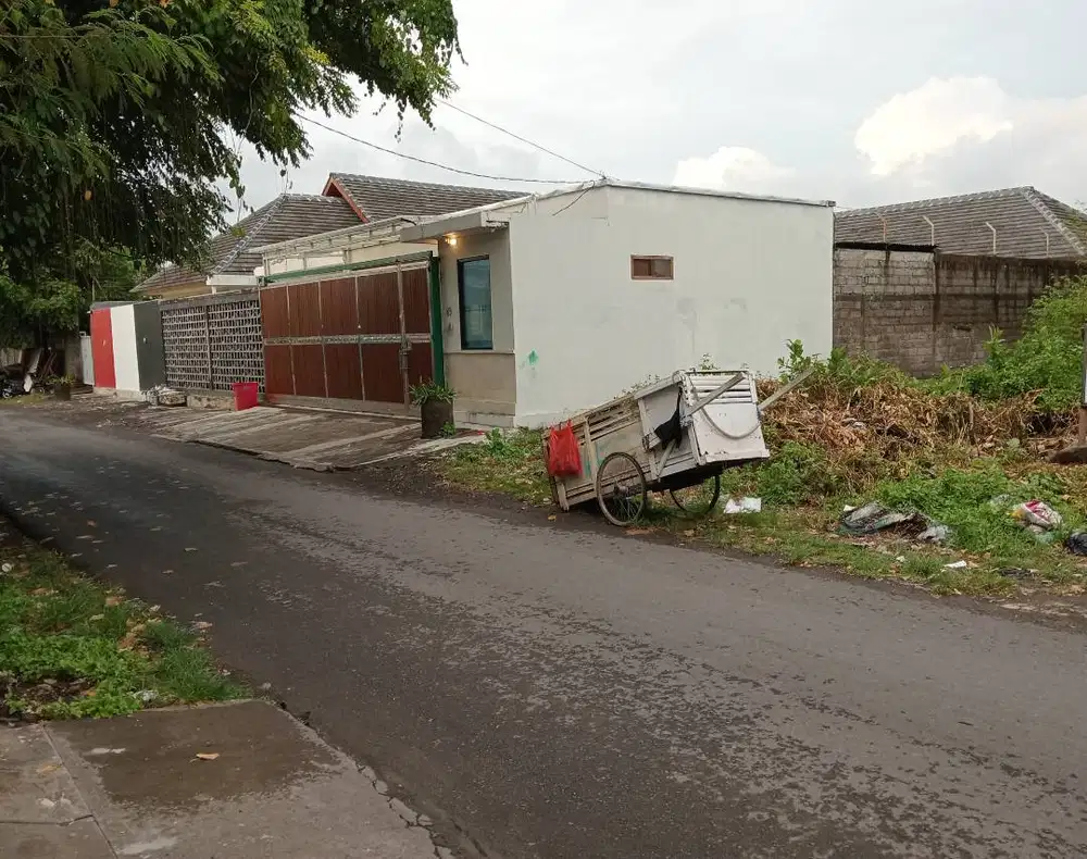 DiKONTRAKKAN atau DiSEWAKAN Tanah 6 are Jalan DEWI SRI KUTA