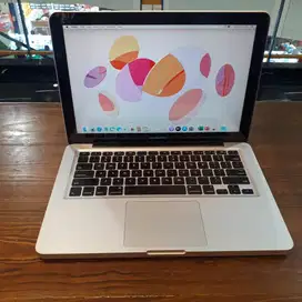 Macbook Pro 13inch 2012 8/256