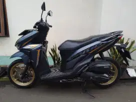 Vario led 125 2021 cakep