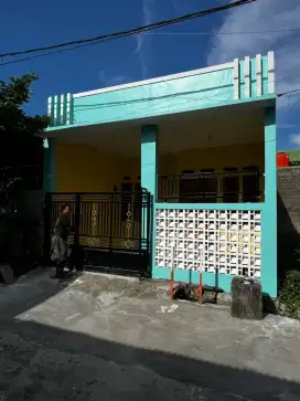HOOK ! Rumah dijual lokasi pinggir unit terbatas