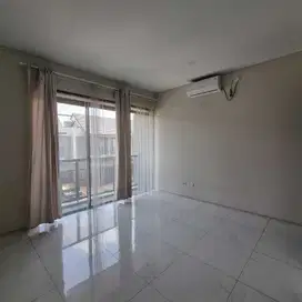 Dijual Rumah Minimalis Modern Di Area Exlusive Kota Baru Parahayangan