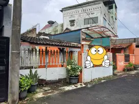 Rumah Bahan Hitung Tanah di Pulo Gebang Permai, Jakarta Timur