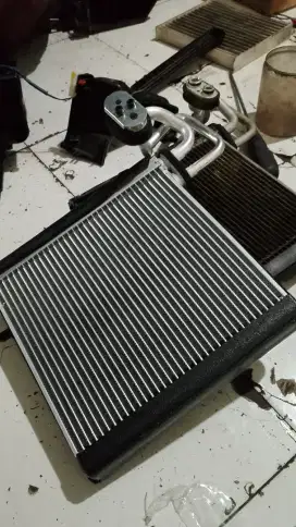 Servis AC mobil