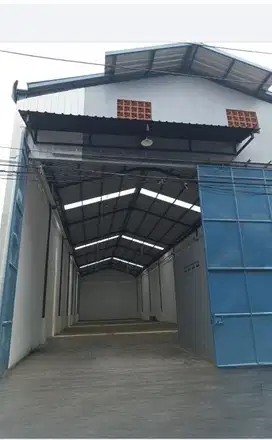 DISEWAKAN GUDANG BARU SIAP PAKAI diKENDINDING