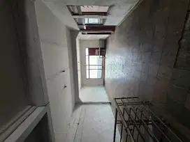 ruko/gudang daeraj ramai di pagarsih, ada lift barang disewakan