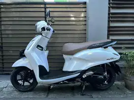 Yamaha Grand Filano tahun 2023 gress pajak panjang